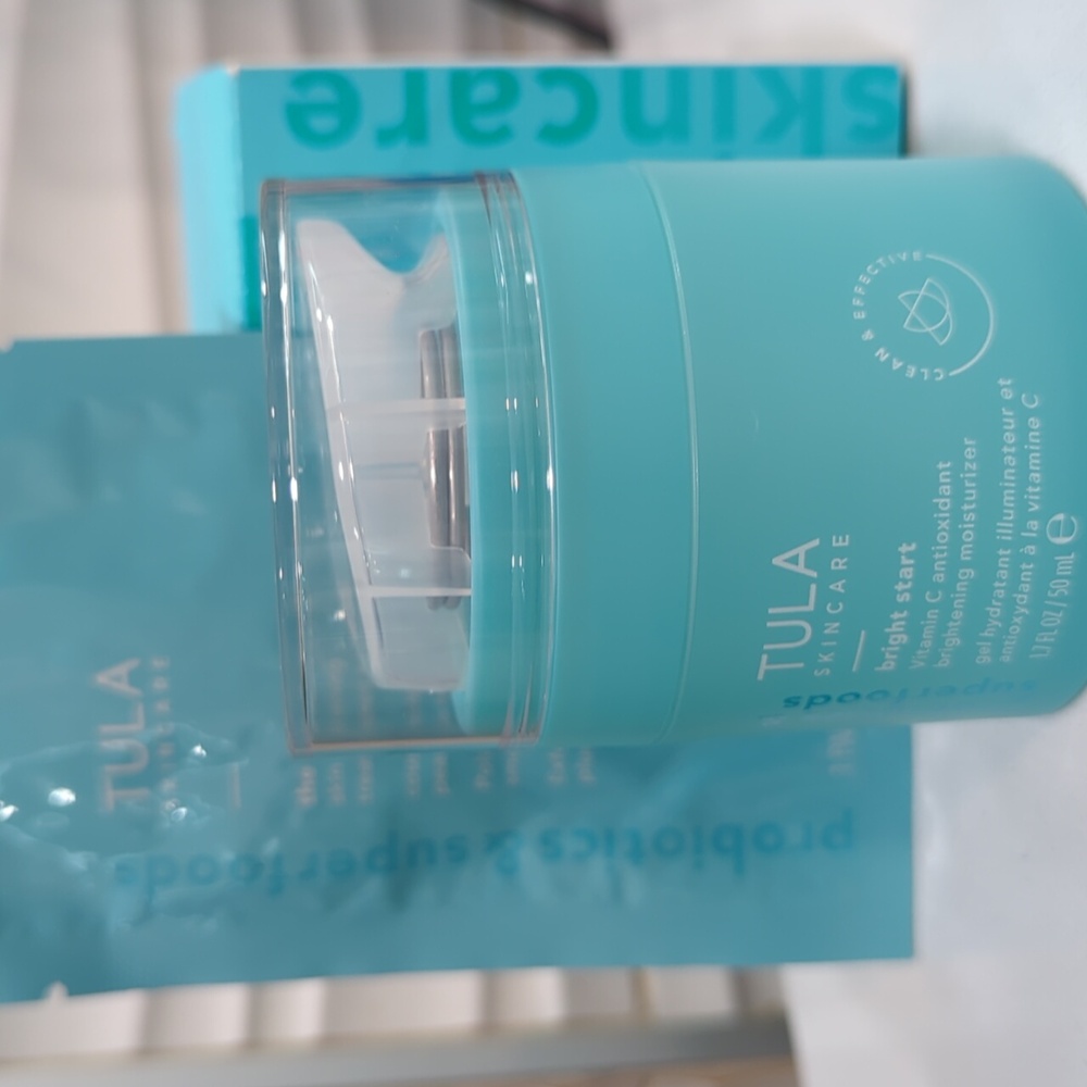 Tula Skincare Bright start Vitamin C antioxidant brightening moisturizer. - Picture 3 of 4
